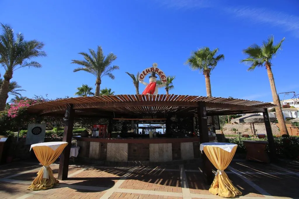 Sports and Entertainment, Club Reef Resort, Red Sea Riviera