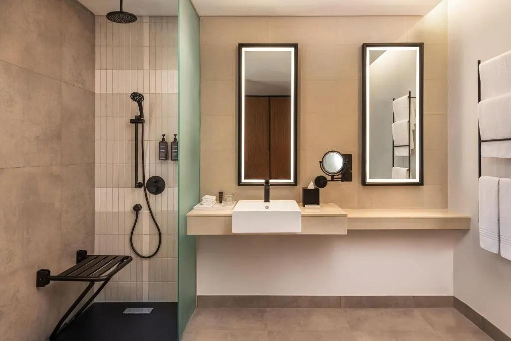 Room, Sheraton Dubai Mall of the Emirates Hotel, Dubai