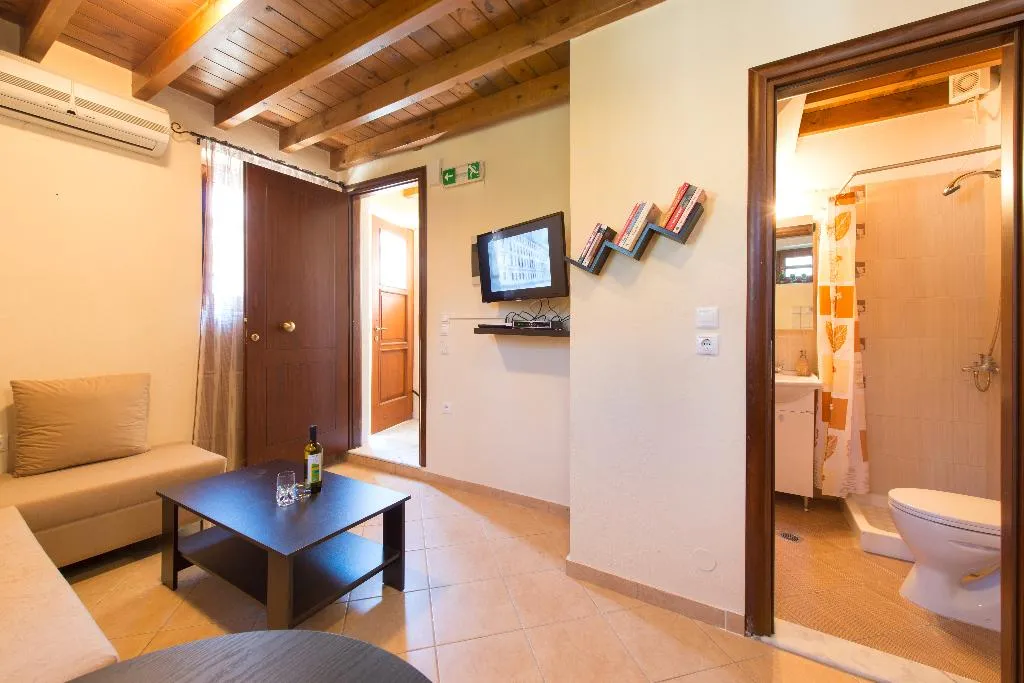 APARTMENT STANDARD Room, 3 Charites, Rhodes