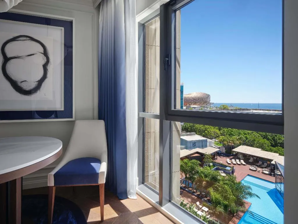 JUNIOR SUITE OCEAN VIEW Room, Sofitel Barcelona Skipper, Barcelona