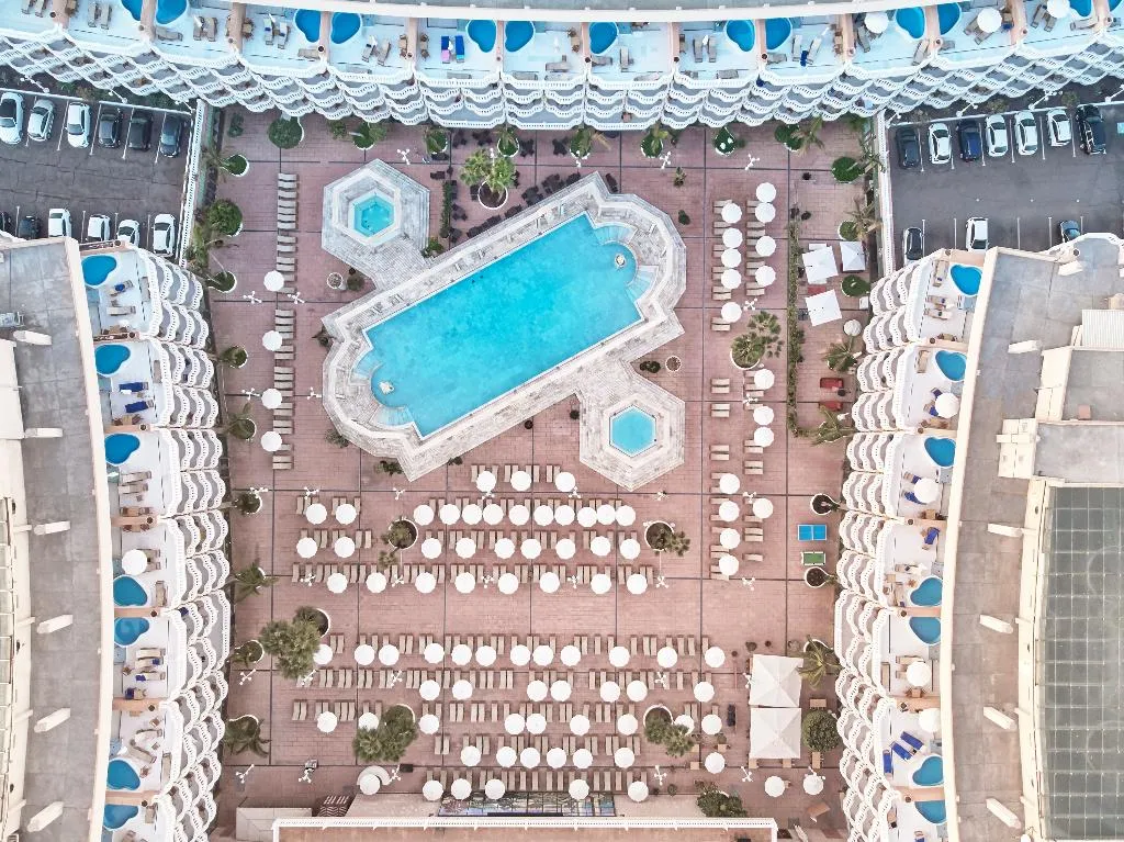Pool, Cleopatra Palace Hotel, Tenerife