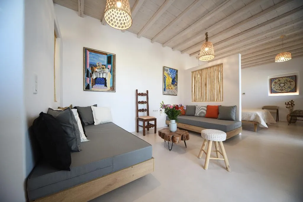 SUITE WITH PRIVATE POOL Room, Myconian Crown Suites by Mr and Mrs White, Mykonos