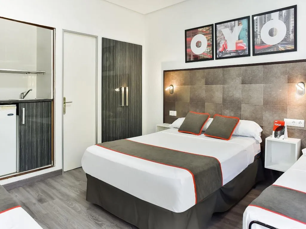 Room, Hello Feria, Madrid