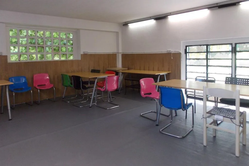 Sports and Entertainment, Hostel Colours, Milan