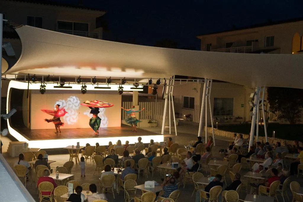 Bar, Aparthotel Isla de Cabrera, Majorca