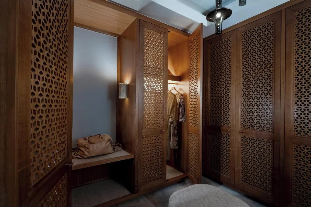 Room, Four Seasons Resort Dubai at Jumeirah Beach, Dubai