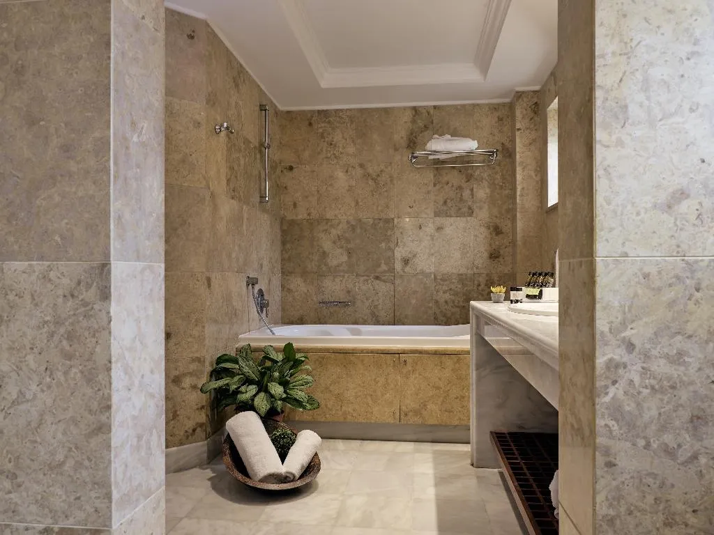 SUITE DELUXE Room, Pilot Beach Resort, Crete