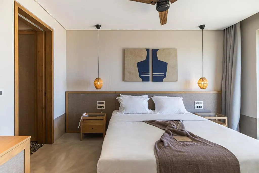 SUITE WITH JACUZZI Room, Eliámos Villas Hotel & Spa – Relais & Châteaux, Kefallinia