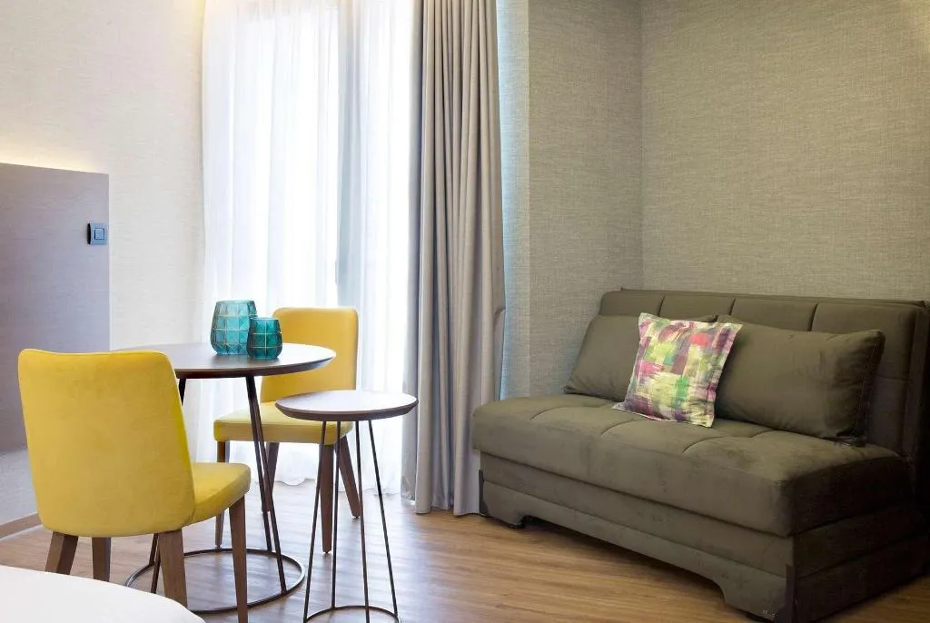 Room, ZEUS Essence Wyndham Athens Residence, Athens