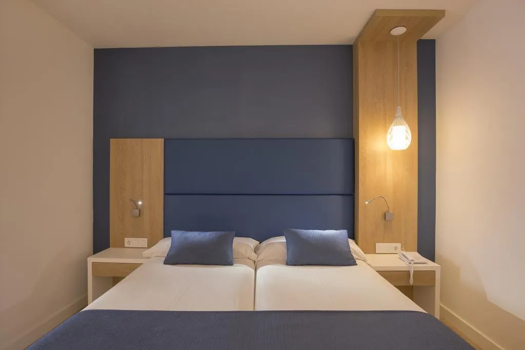 Double or Twin SUPERIOR Room, Bella Playa, Majorca