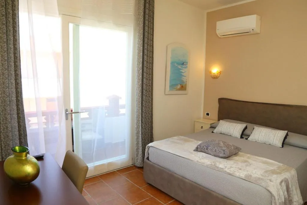 Room, B&B Villa Piana, Cagliari