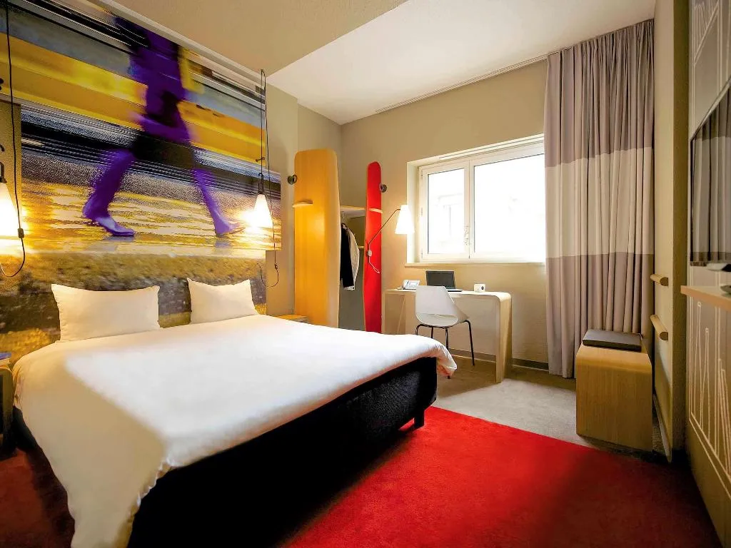 DOUBLE WITH DOUBLE BED Room, Ibis Milano Centro, Milan