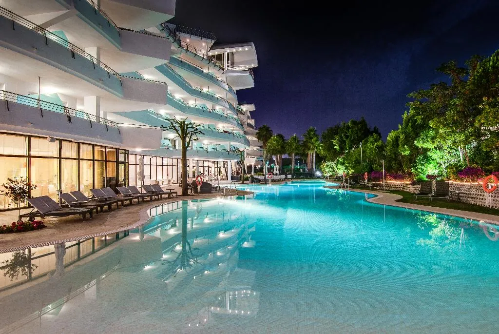 Pool, Senator Banus, Costa Del Sol