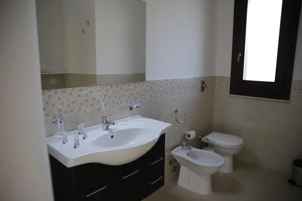 APARTMENT DELUXE TWO BEDROOM Room, Oasi Guzzetta Hotel e Case Vacanze, Palermo