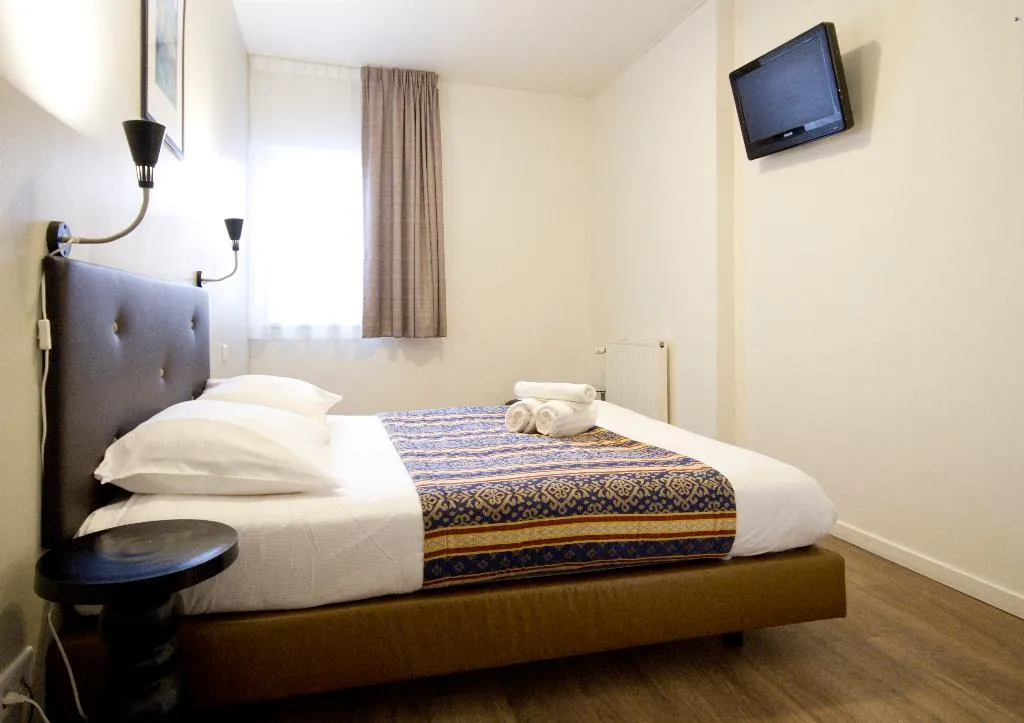 Double or Twin STANDARD Room, Acostar Hotel, Amsterdam
