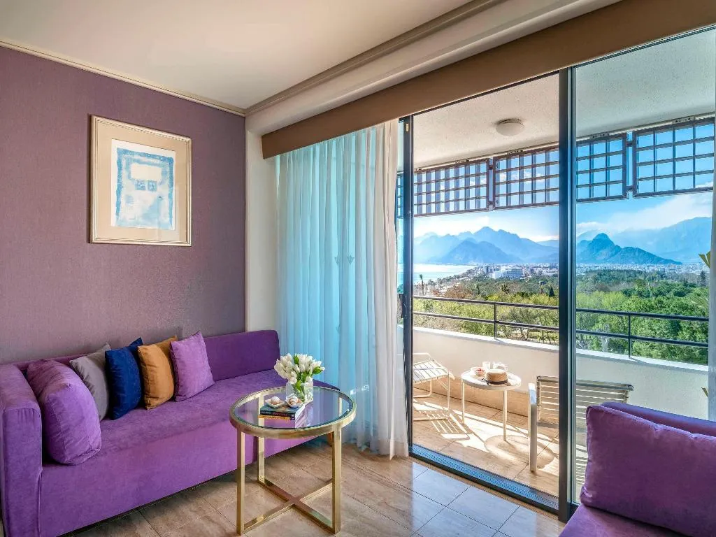 TWIN COMFORT SEA VIEW Room, Rixos Downtown Antalya L.O.L.ThemePark Free Access, Antalya