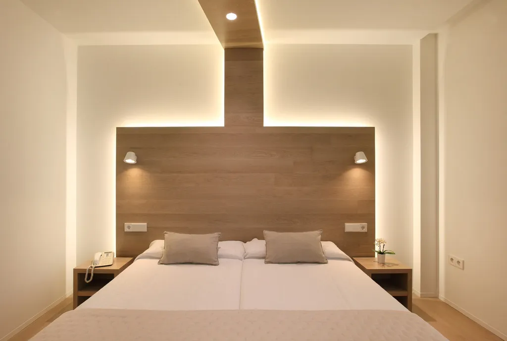 Room, Carlos I, Costa Blanca