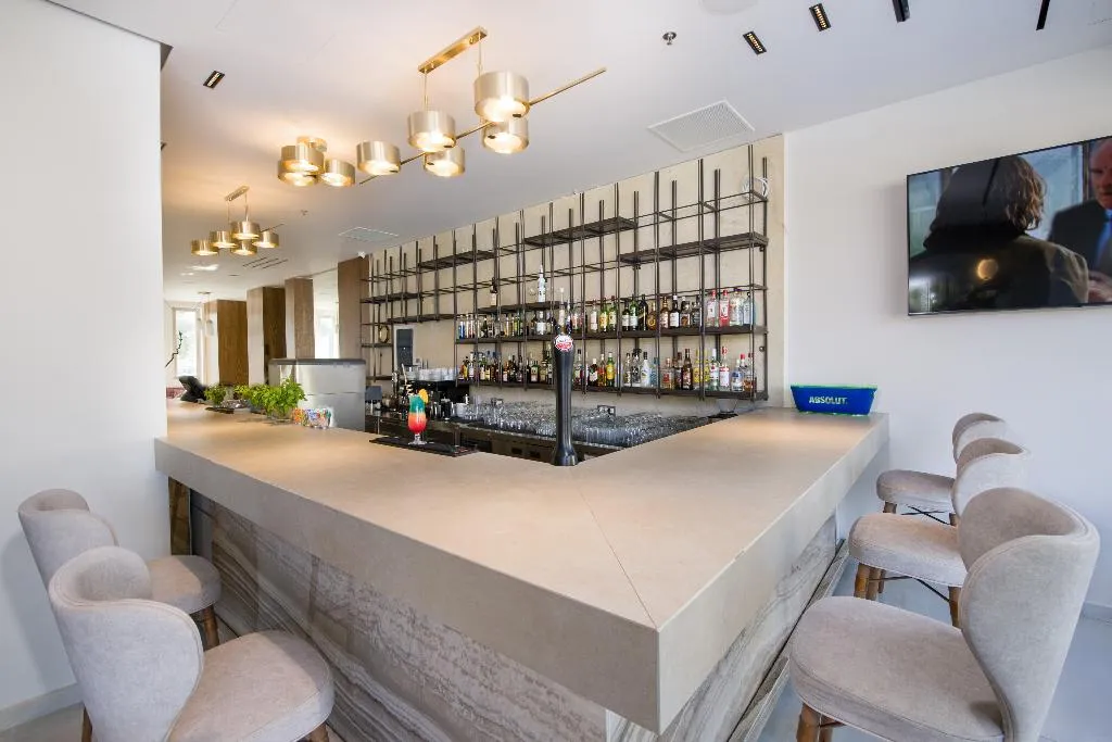 Bar, Vantaris Luxury Beach Resort, Crete