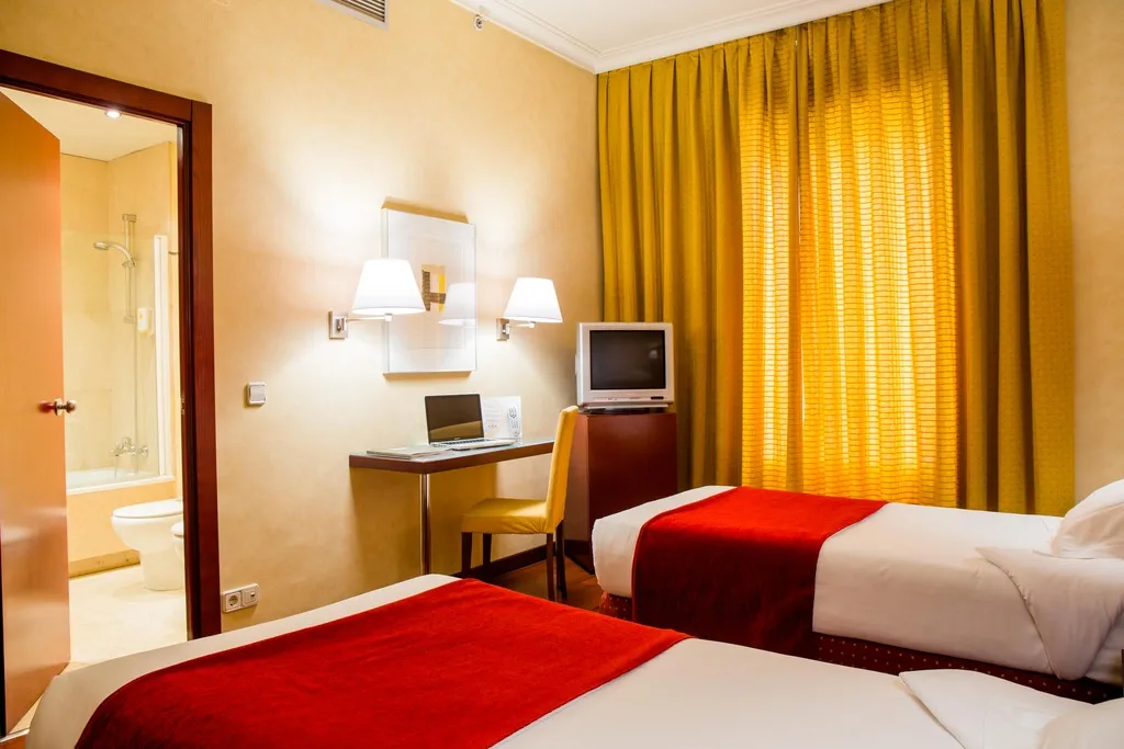 TWIN STANDARD Room, Hotel Arosa, Madrid