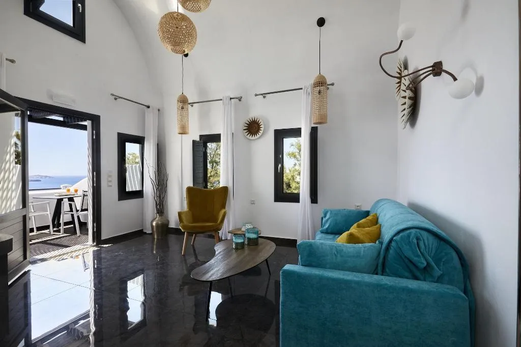 Room, Oia Suites, Santorini
