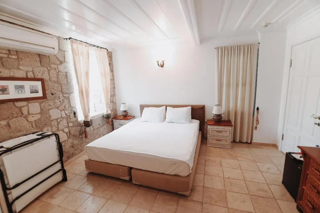 Room, Tashmahal, Izmir