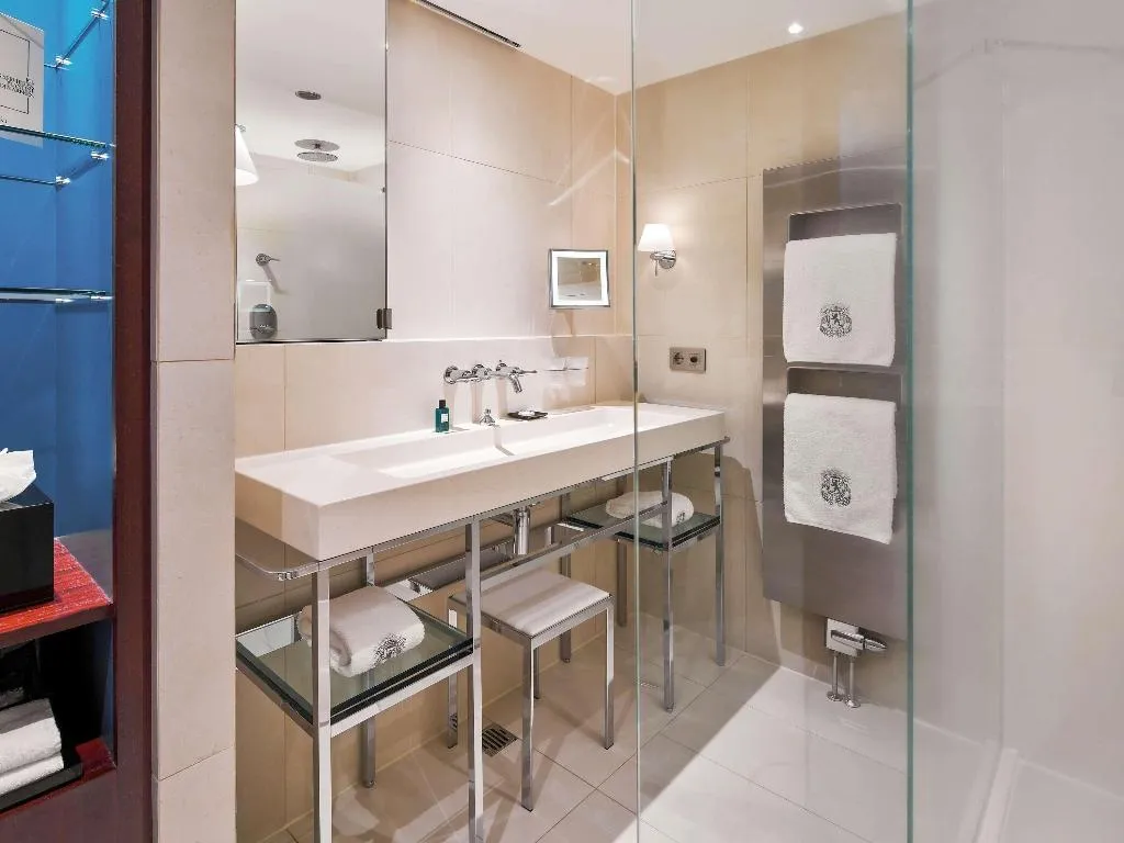 DOUBLE CLASSIC DOUBLE BED Room, Sofitel Legend the Grand Amsterdam, Amsterdam