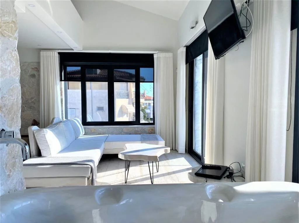 Room, Kali Thea Suites, Halkidiki