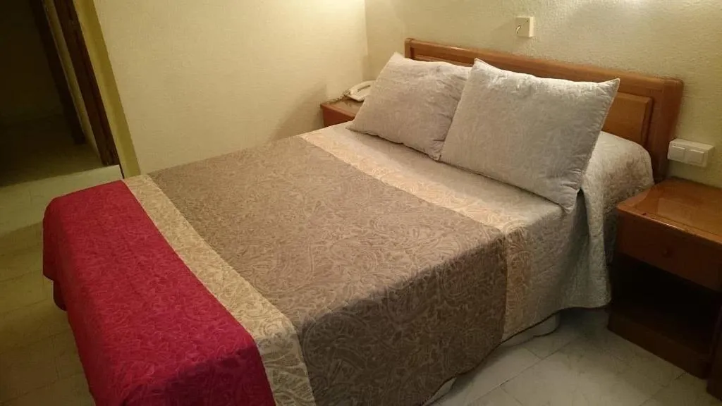 Room, Restaurante Salvadora, Costa Blanca