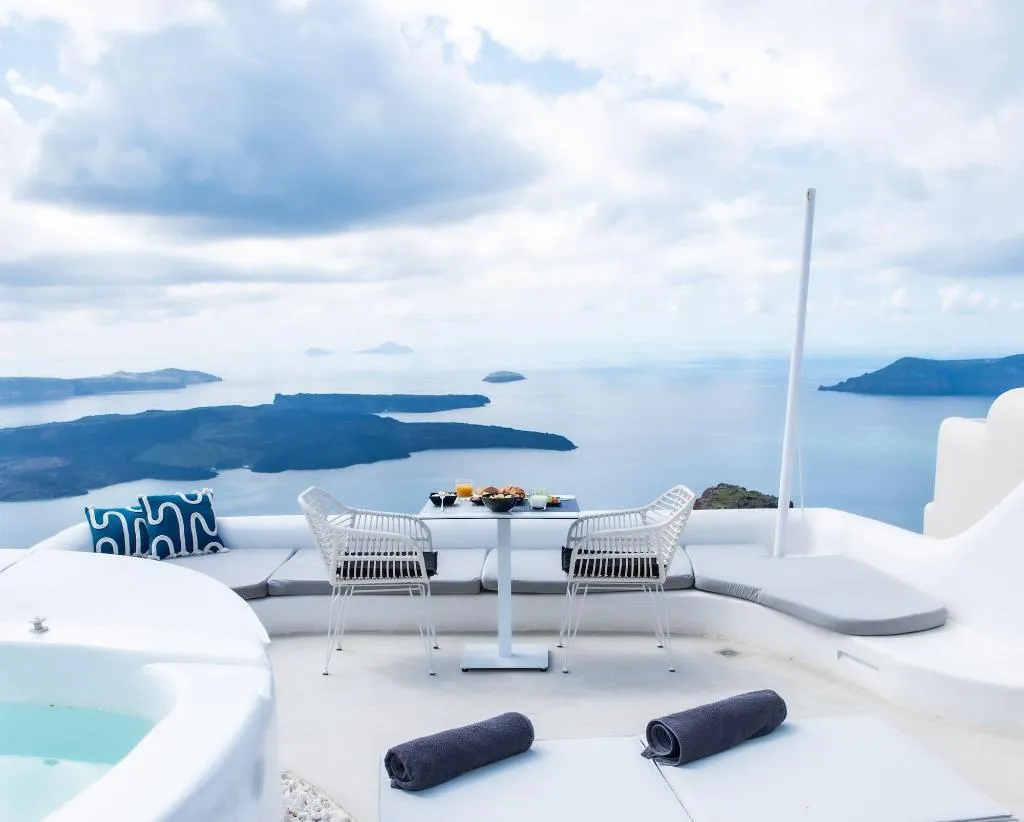 Room, Heavens Edge by Mr and Mrs White, Santorini
