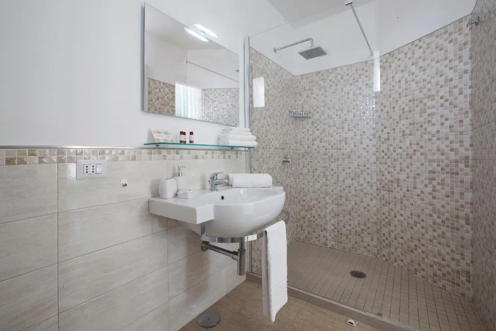 DOUBLE DELUXE Room, Villa Iolanda, Naples