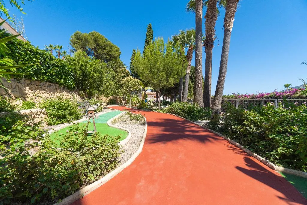 Sports and Entertainment, L´Alfaz Oasis, Costa Blanca