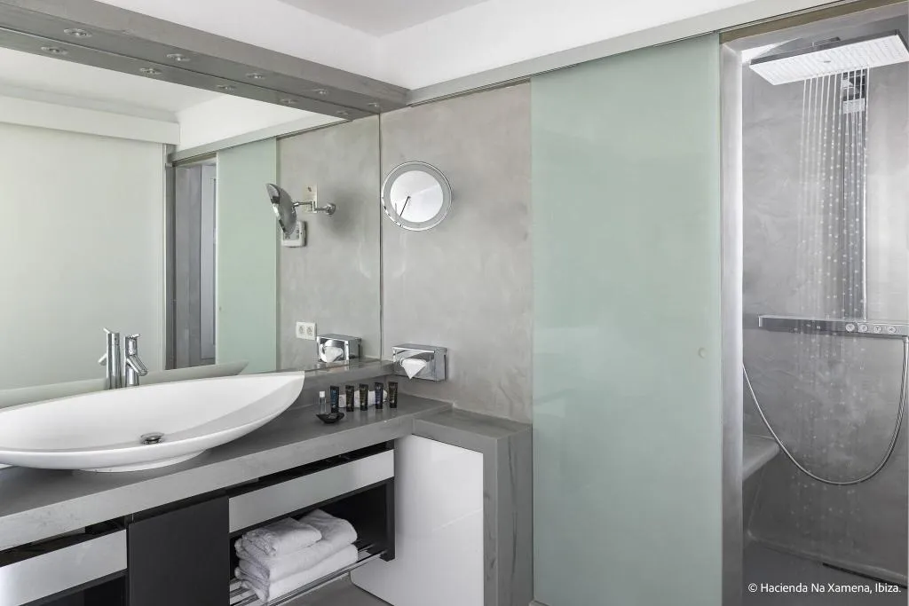 SUITE SEA VIEW KING BED Room, Hacienda Na Xamena, Ibiza
