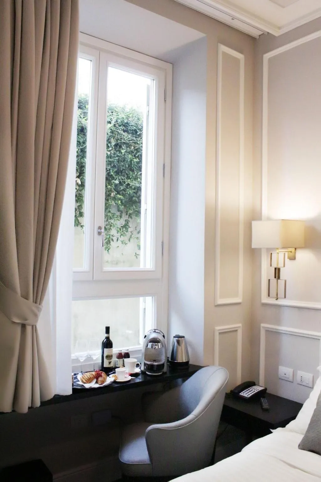 Room, Florence Luxury Suites, Florence