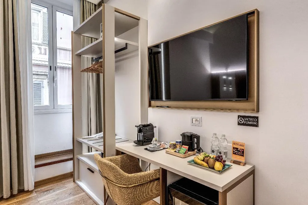 Double or Twin SUPERIOR Room, Relais Trevi 95 Boutique Hotel, Rome
