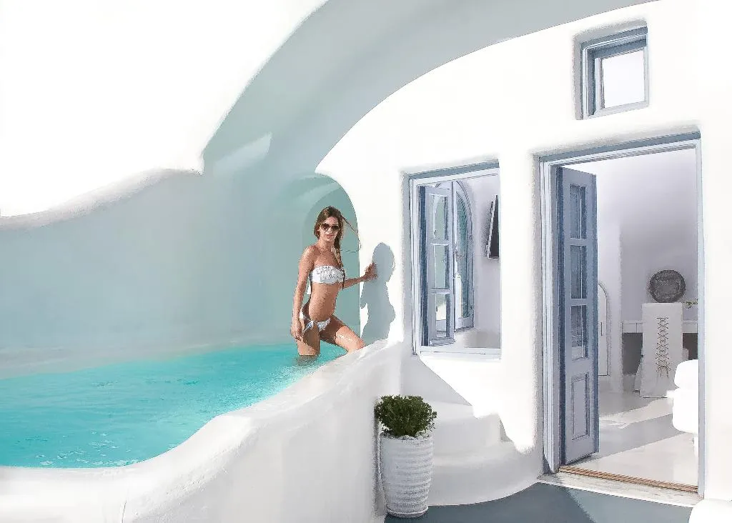 VILLA HONEYMOON Room, Infinity Suites & Dana Villas, Santorini