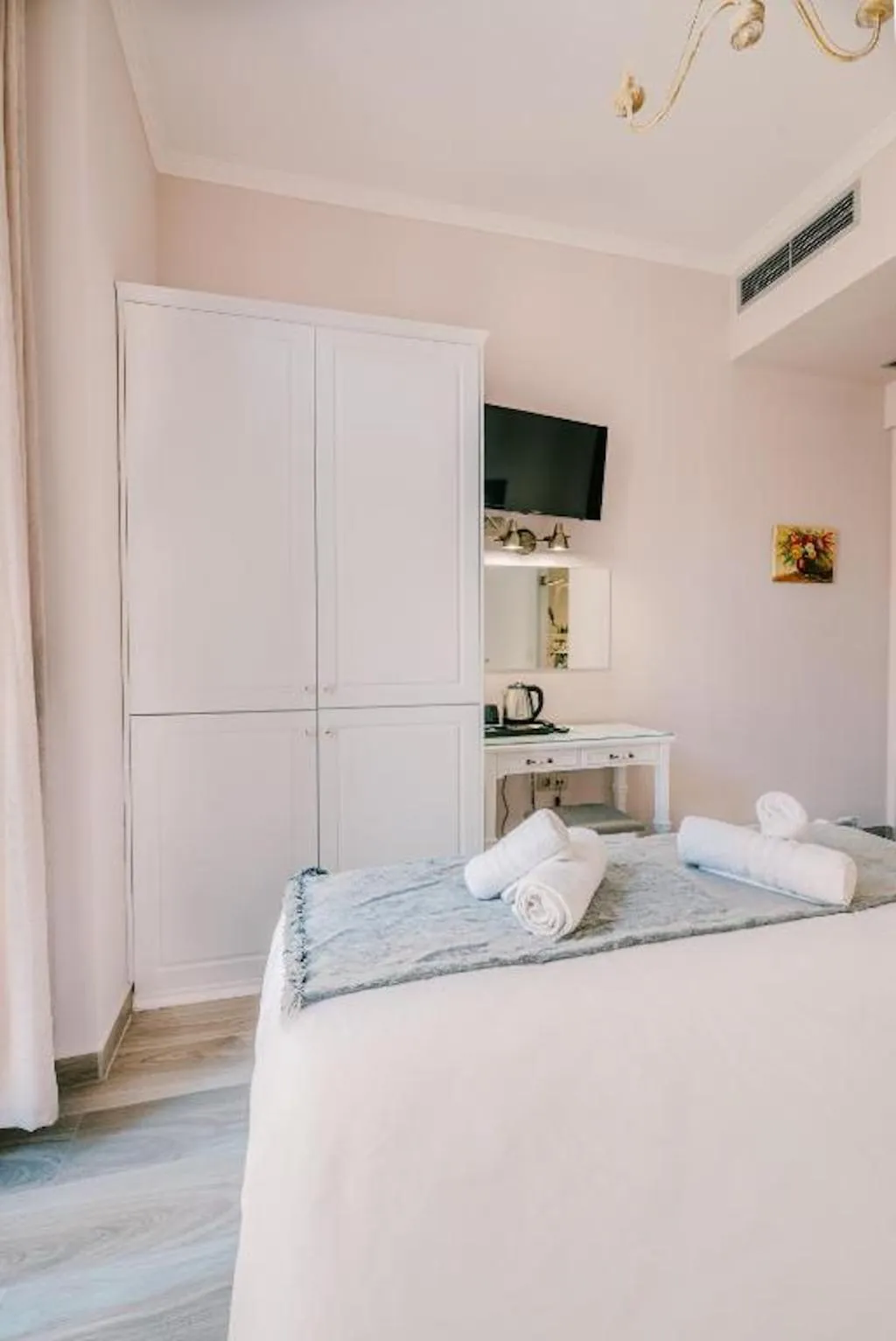 DOUBLE WITH BALCONY Room, Neapolis 1897  Boutique Hotel, Athens