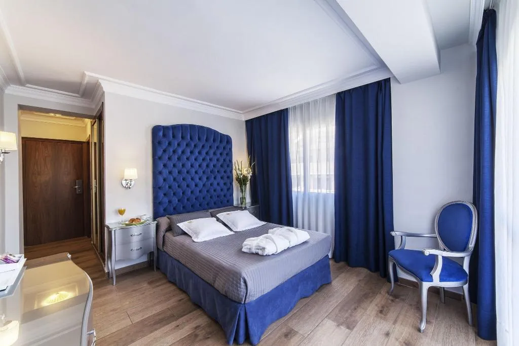 Double or Twin SUPERIOR POOL VIEW Room, Essence Hotel Boutique by Don Paquito, Costa Del Sol
