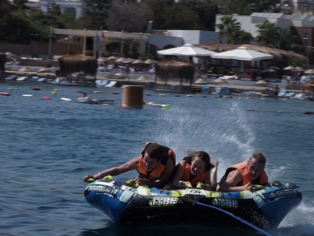 Sports and Entertainment, Gün ay Hotel, Bodrum