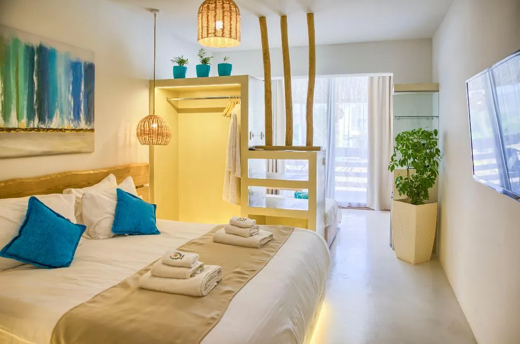 JUNIOR SUITE WITH PRIVATE POOL Room, Alia suites & Alia beachfront suites and spa, Rhodes