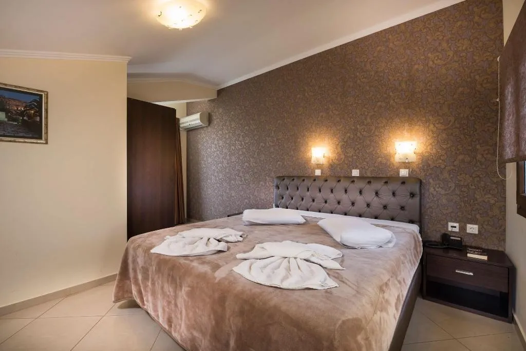 Room, Areti Suites, Crete