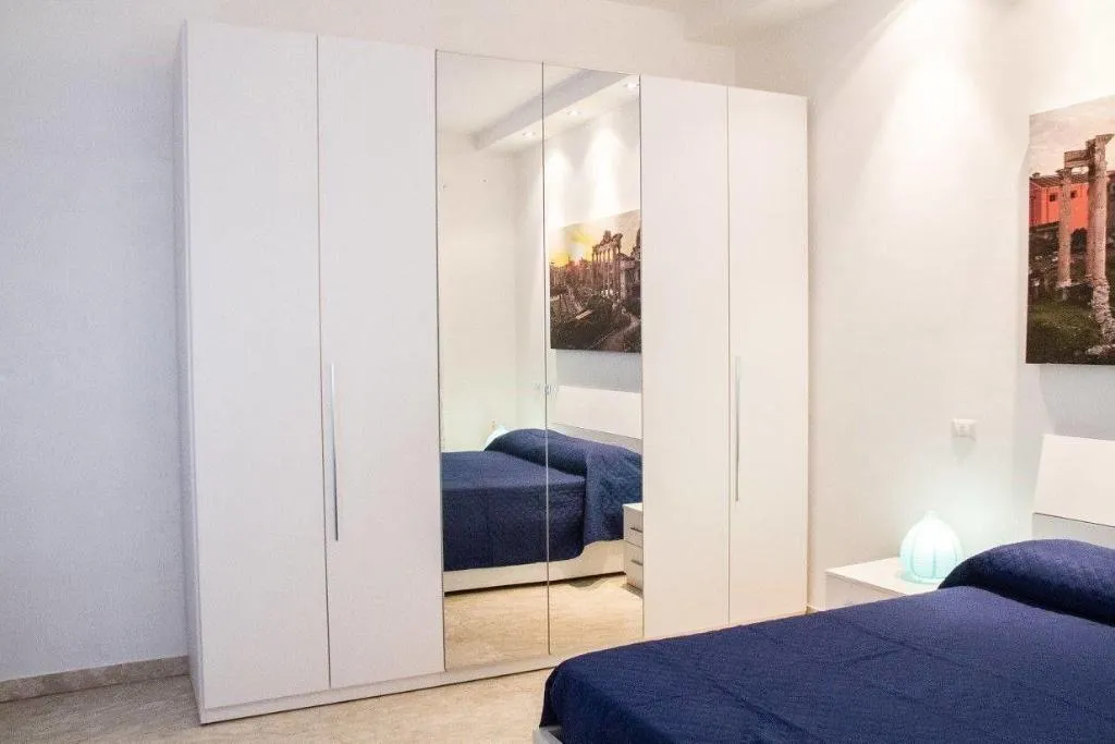 Room, B&B Domus Romae, Rome