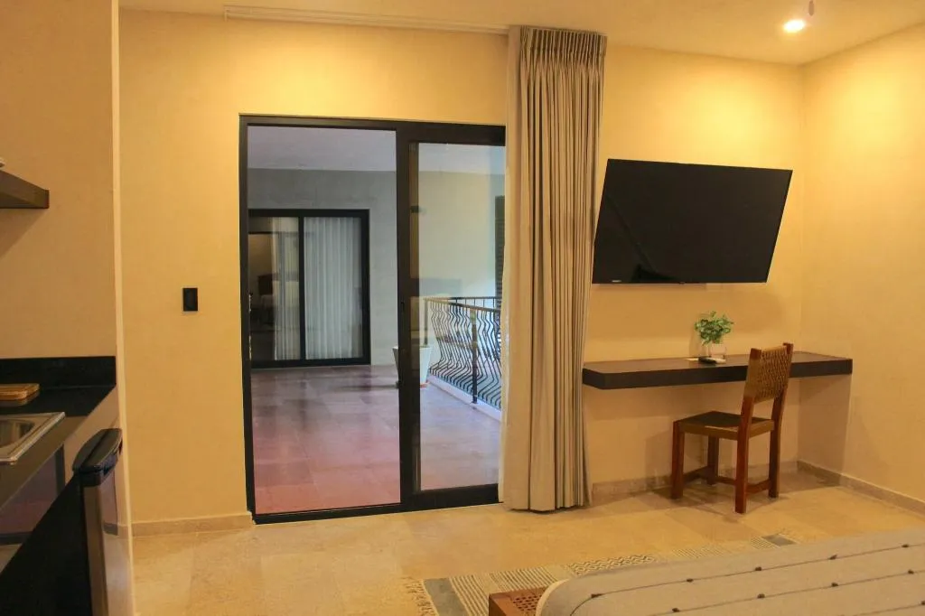 Room, Calea Tulum, Cancun Area