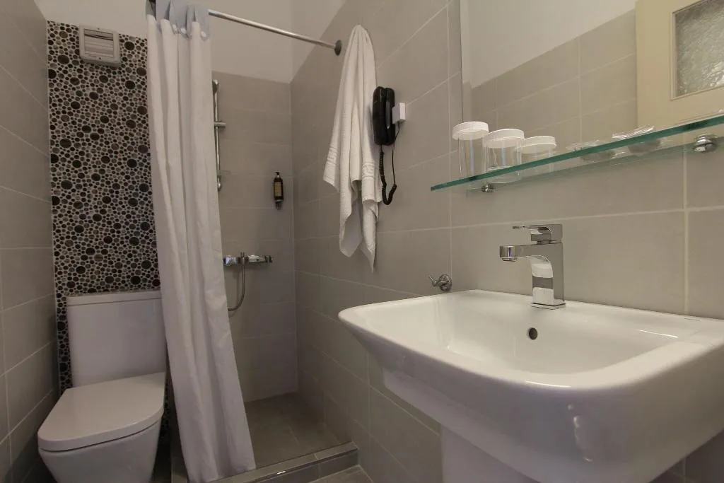 SINGLE TWO BEDS Room, Pan, Athens