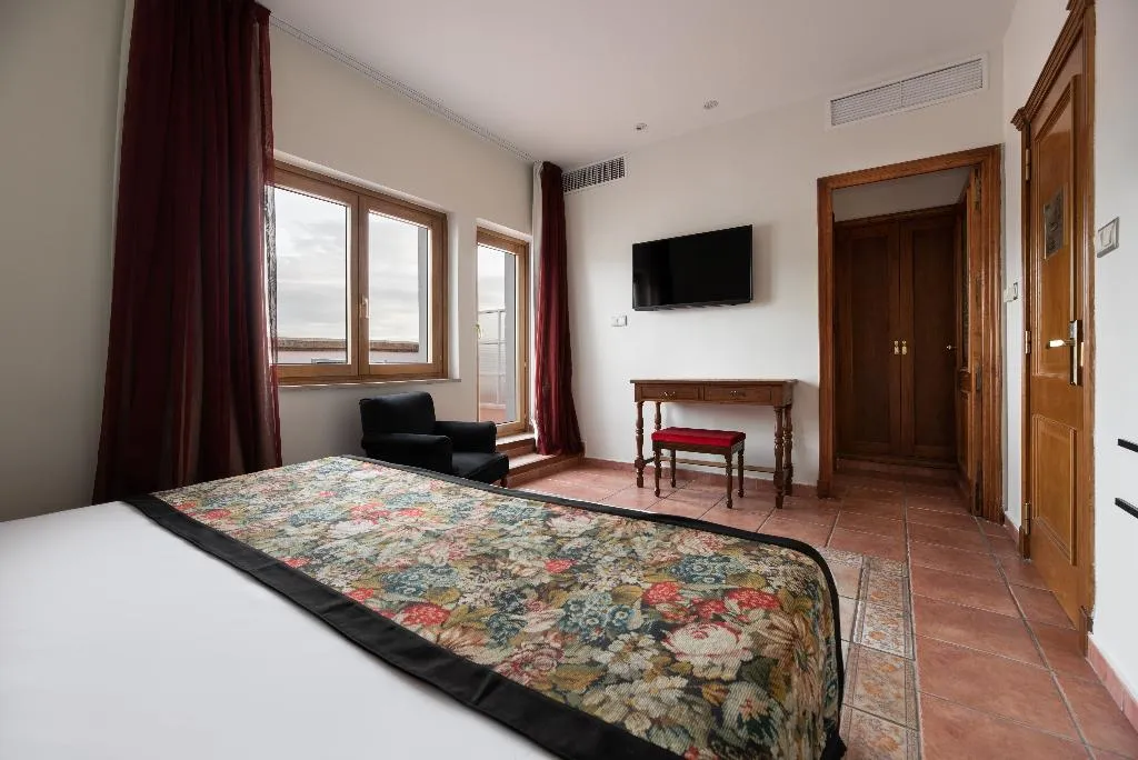 Double or Twin WITH TERRACE Room, Dorma Alfonso VIII, Madrid