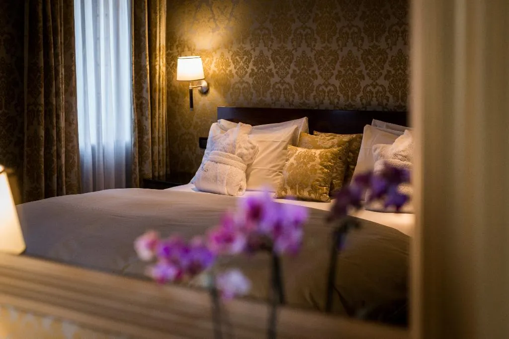 DOUBLE DELUXE Room, Ca Maria Adele, Venice