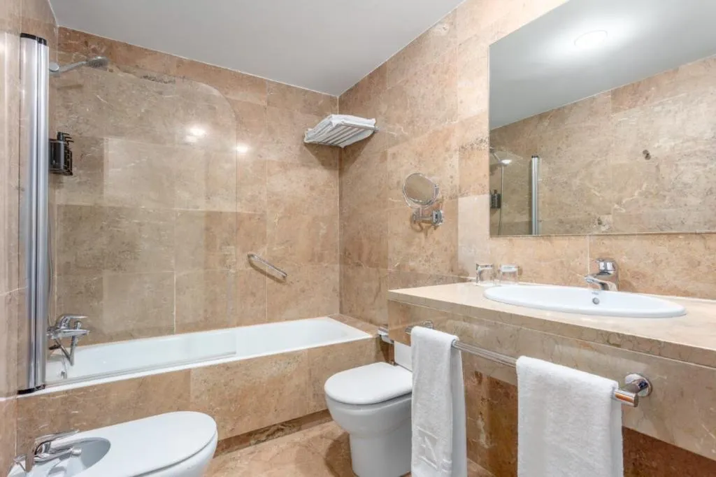 Double or Twin STANDARD Room, Eurostars Toledo, Madrid
