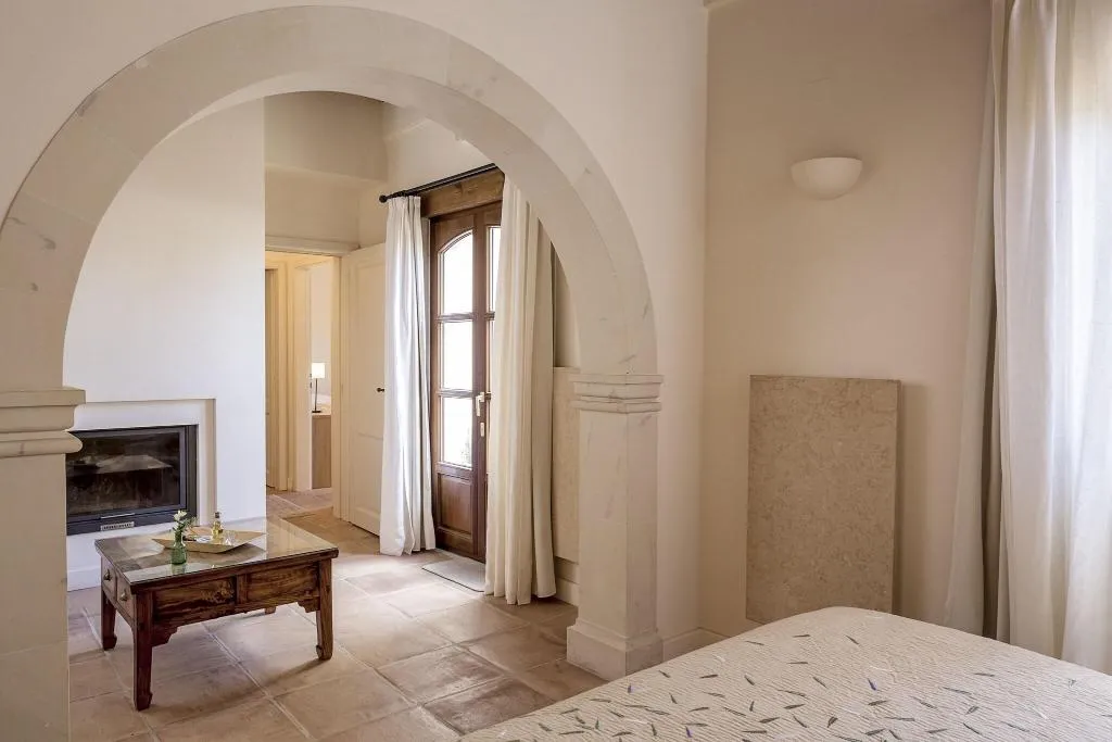 Room, Kapsaliana Village Hotel, Crete