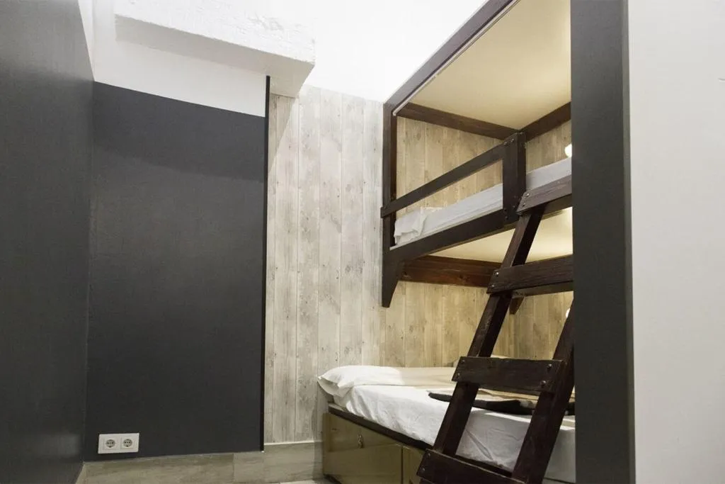 Room, Ant Hostel Barcelona, Barcelona