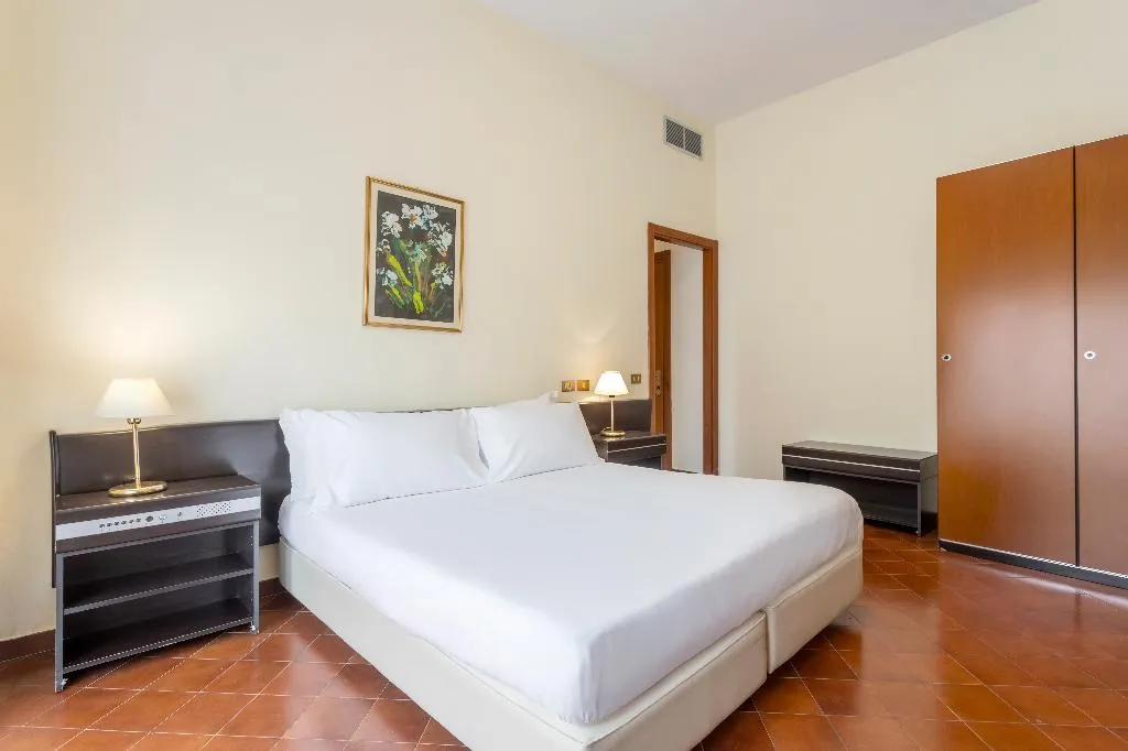 Room, Crisol Europa, Palermo