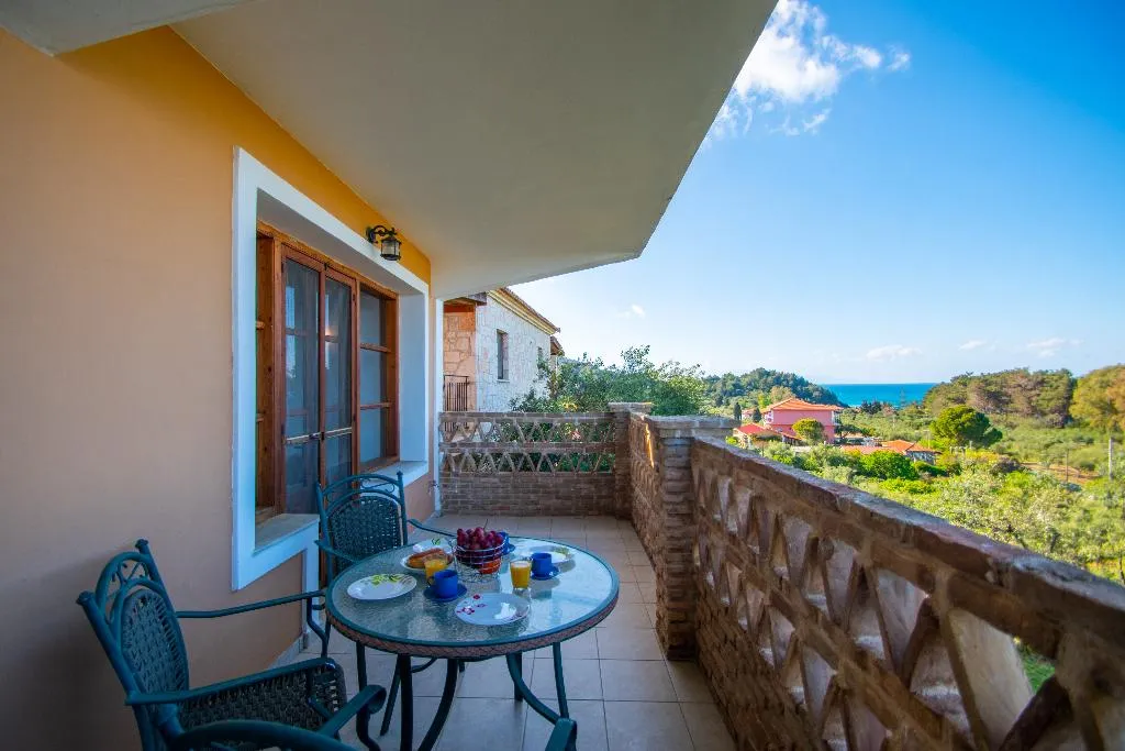FAMILY ROOM THREE BEDROOMS WITH VIEWS Room, Aeolos Zante Villas, Zante